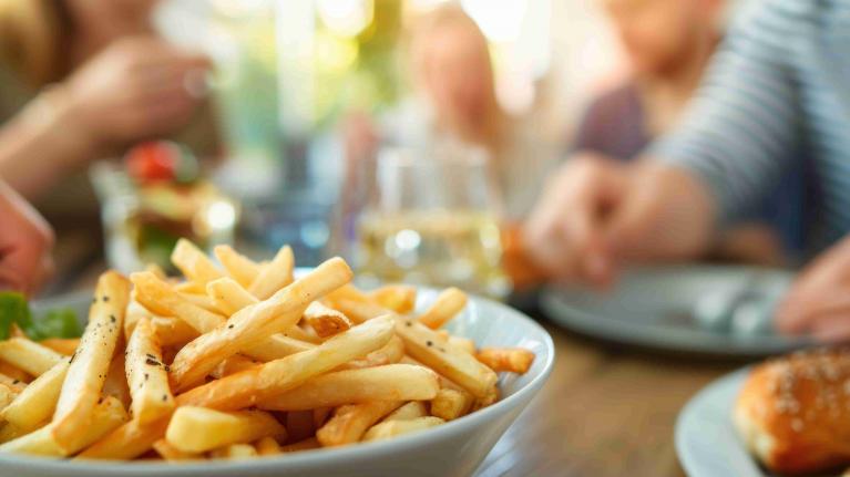 Marktcheck Kinderspeisekarten Pommes Restaurant