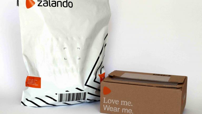 Tüte und Paket von Zalando