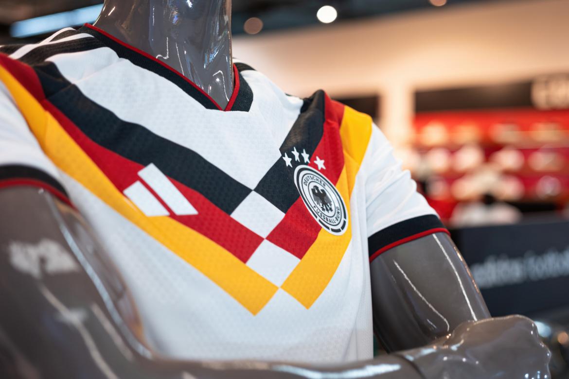 Nahaufnahme Trikot Deutschland Fußballweltmeisterschaft 2026