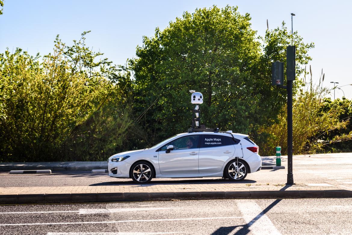 Apple Maps Auto