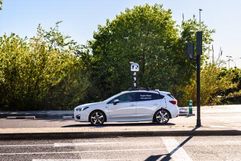 Apple Maps Auto