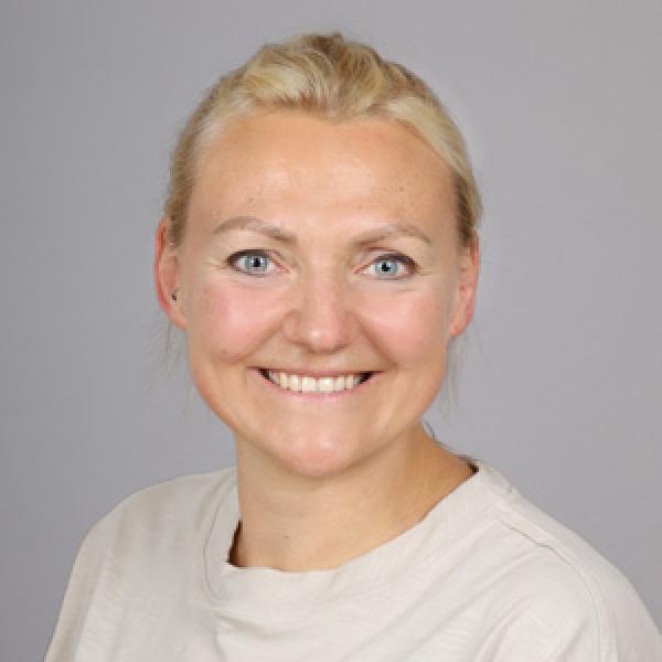 Portraitfoto Anika Barkhoff, Assistentin Verbraucherzentrale Niedersachsen