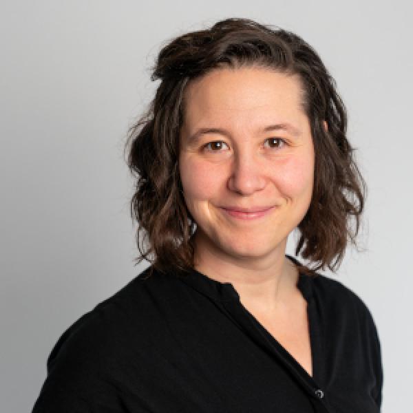 Portrait Laura Catalina Althoff, Beraterin Verbraucherzentrale Niedersachsen